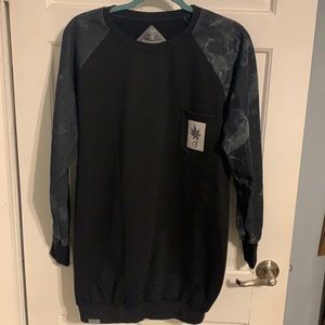 Grassroots large sweater